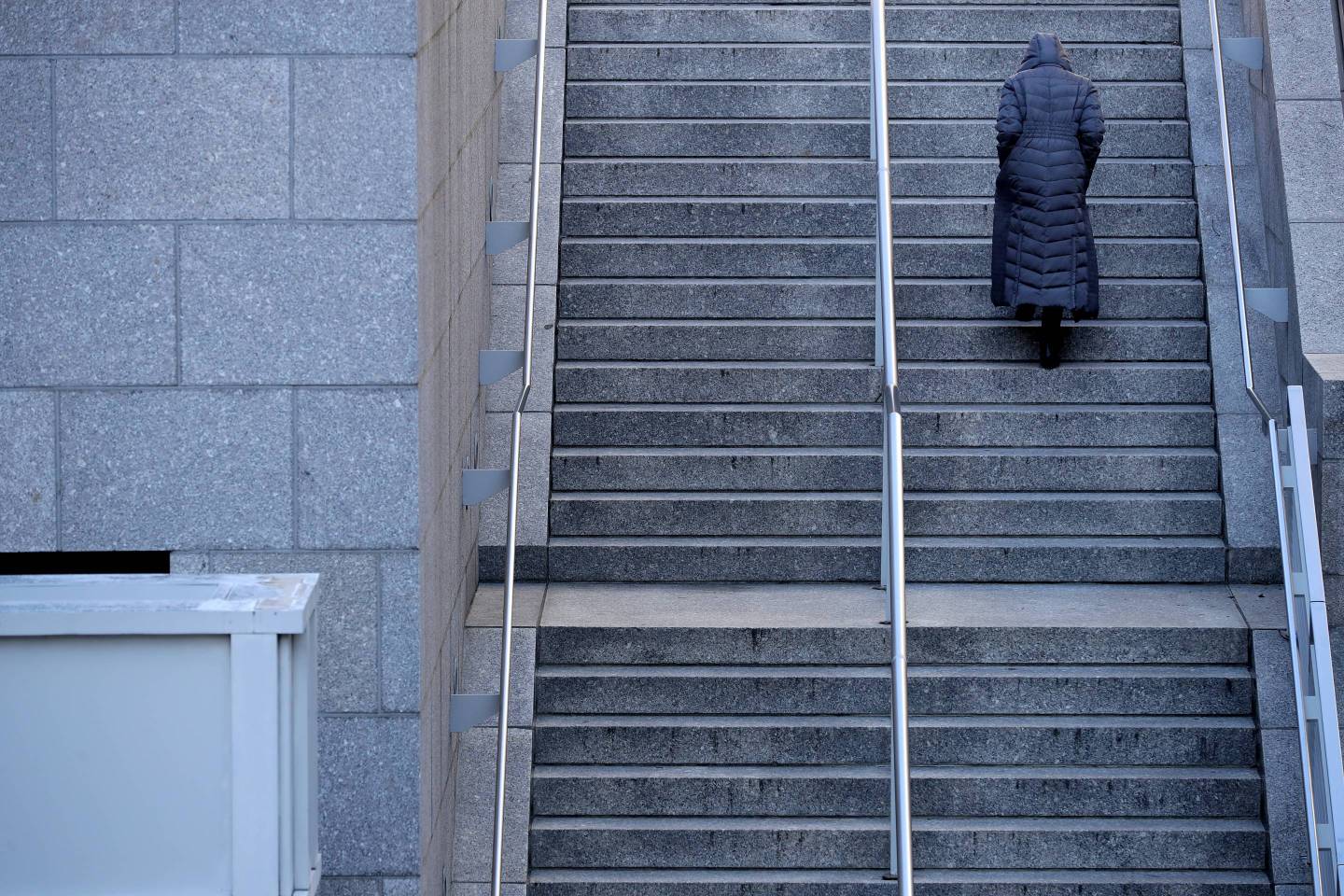 Government Shutdown Drags Into Third Week With No Resolution