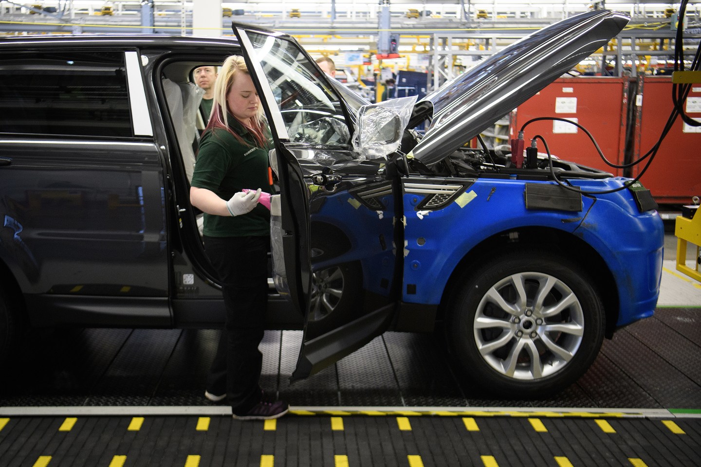 jaguar land rover layoffs uk