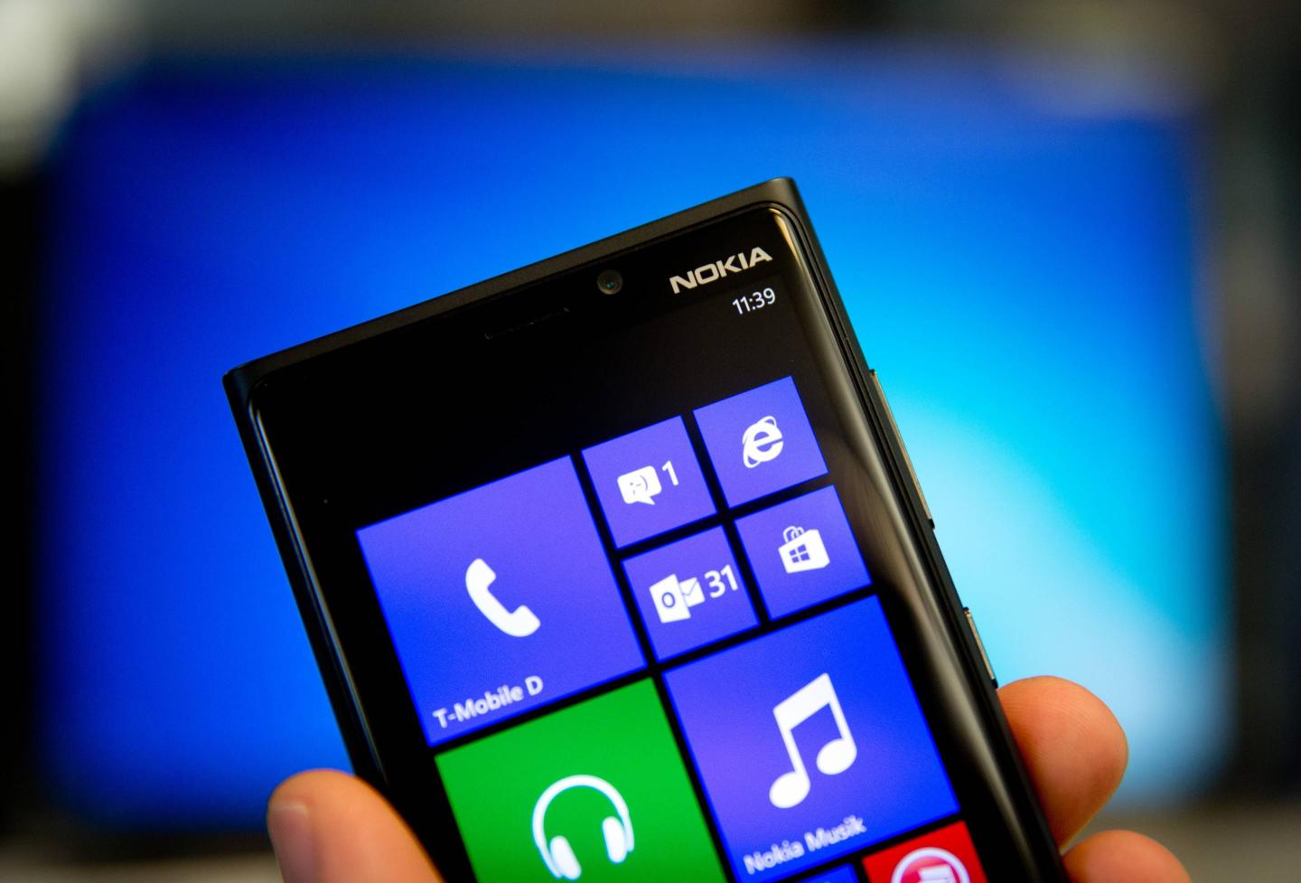 Microsoft purchases Nokia