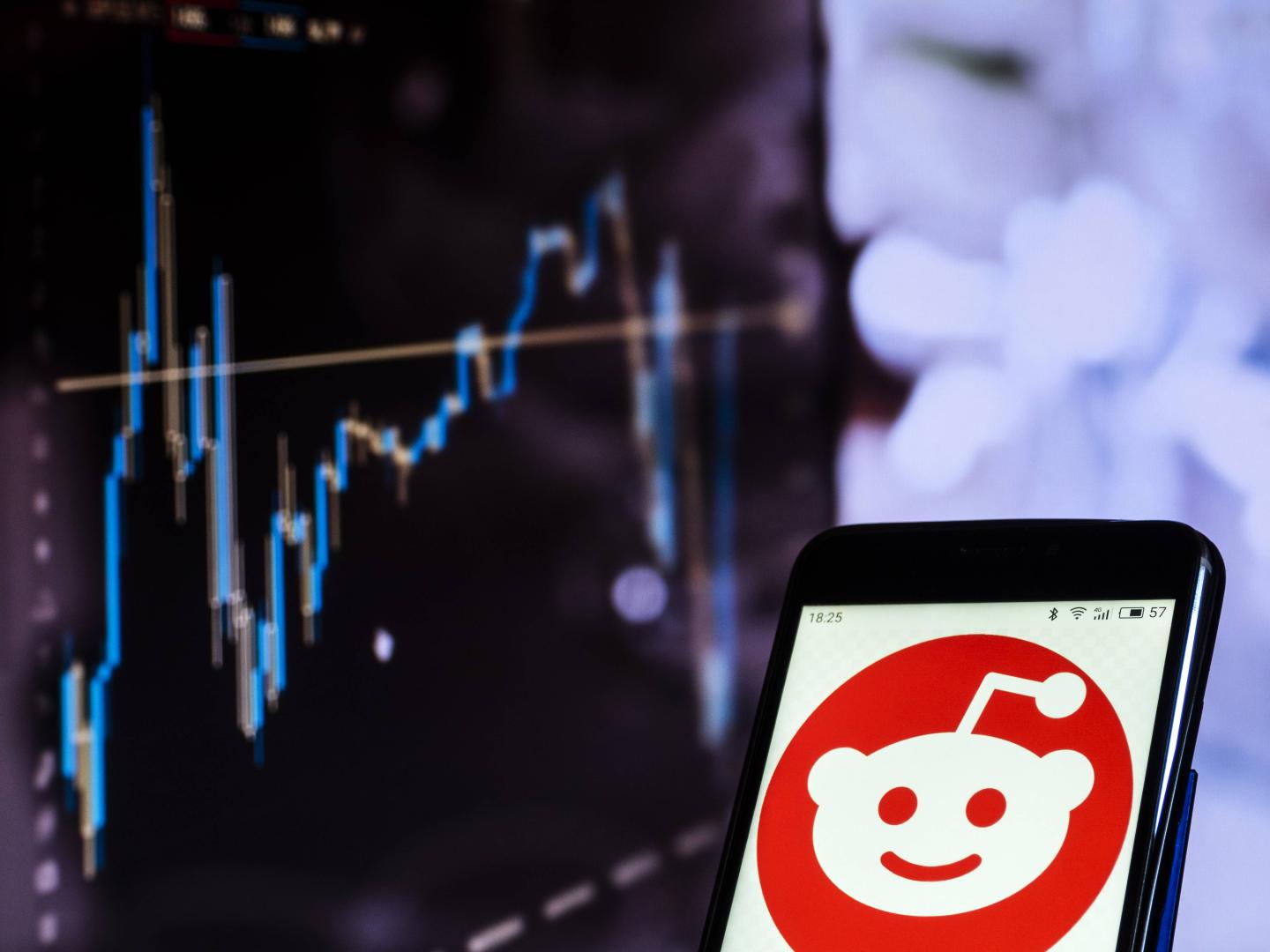 Reddit social networking website seen displayed on a smart