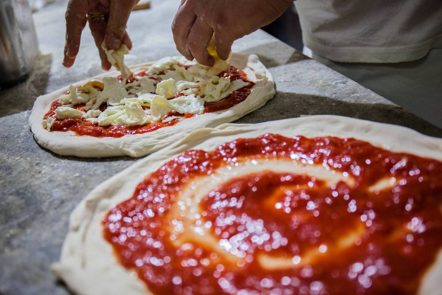 Neapolitan Pizza Margherita