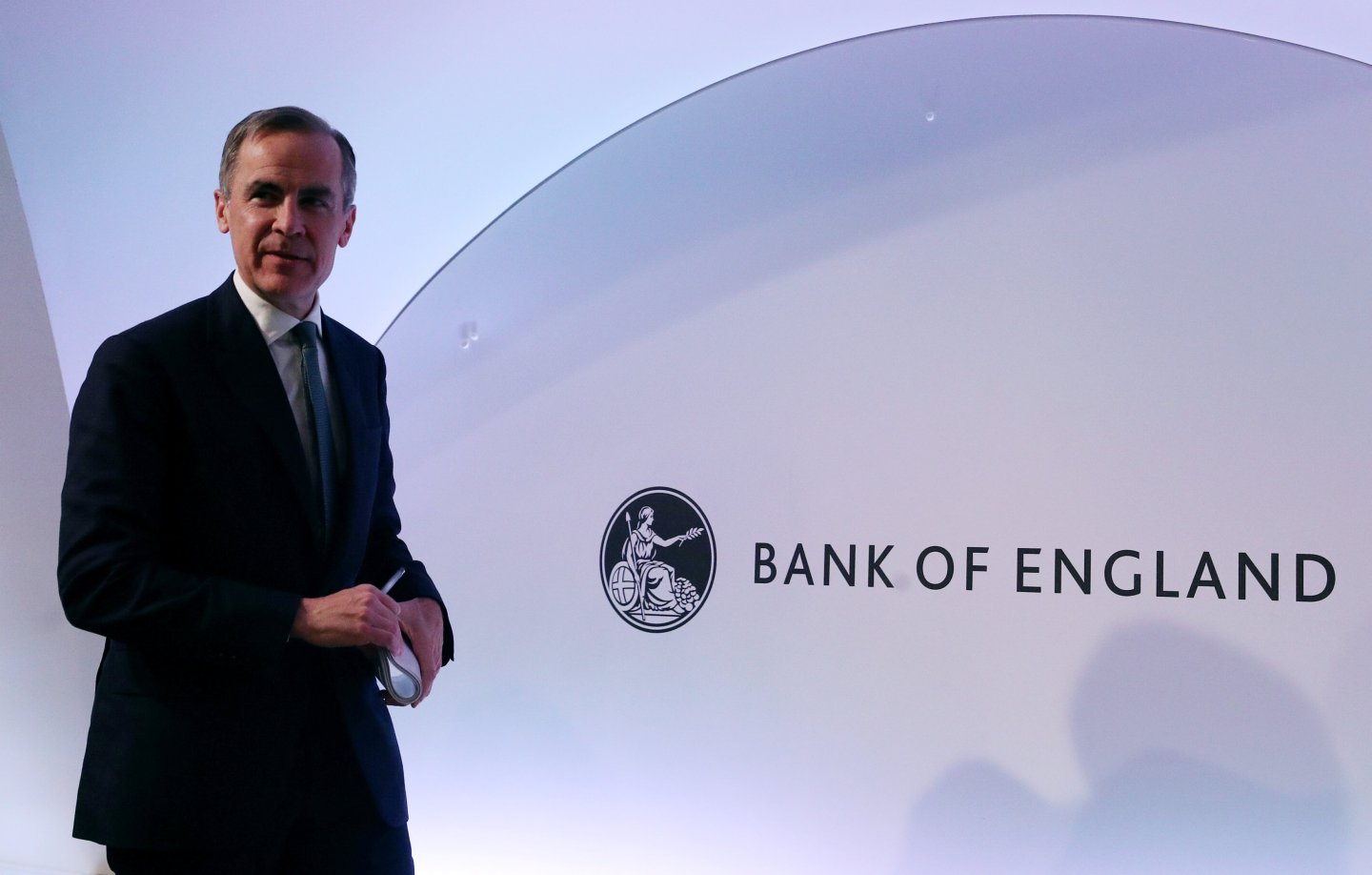 BRITAIN-POLITICS-ECONOMY-GROWTH-RATE-FOREX-BOE-CARNEY