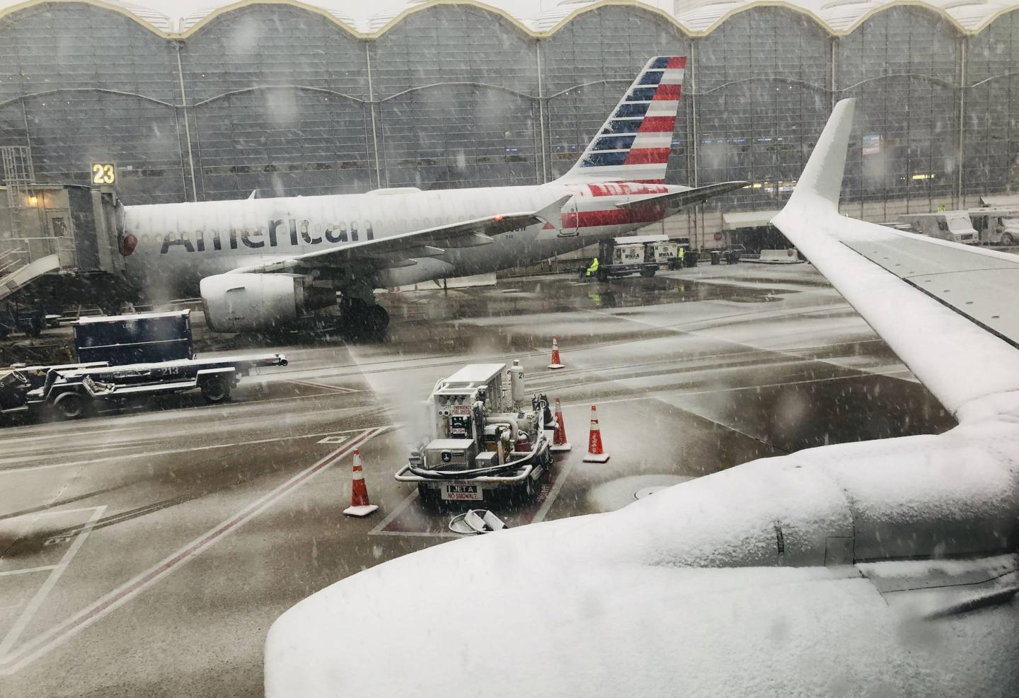 TOPSHOT-US-WEATHER-SNOW