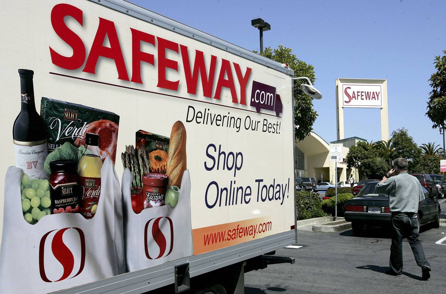 Safeway First Quarter Profits Rise Nine Percent