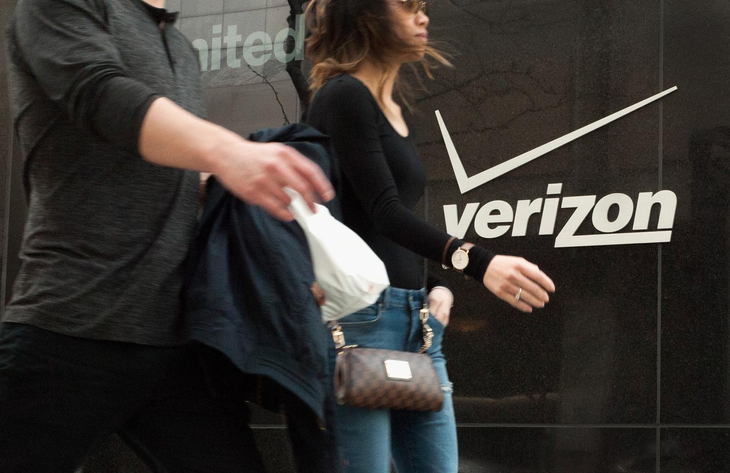 verizon store where the carrier will rollout 5G eventually