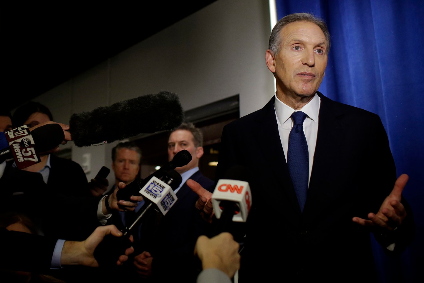 howard-schultz-town-hall