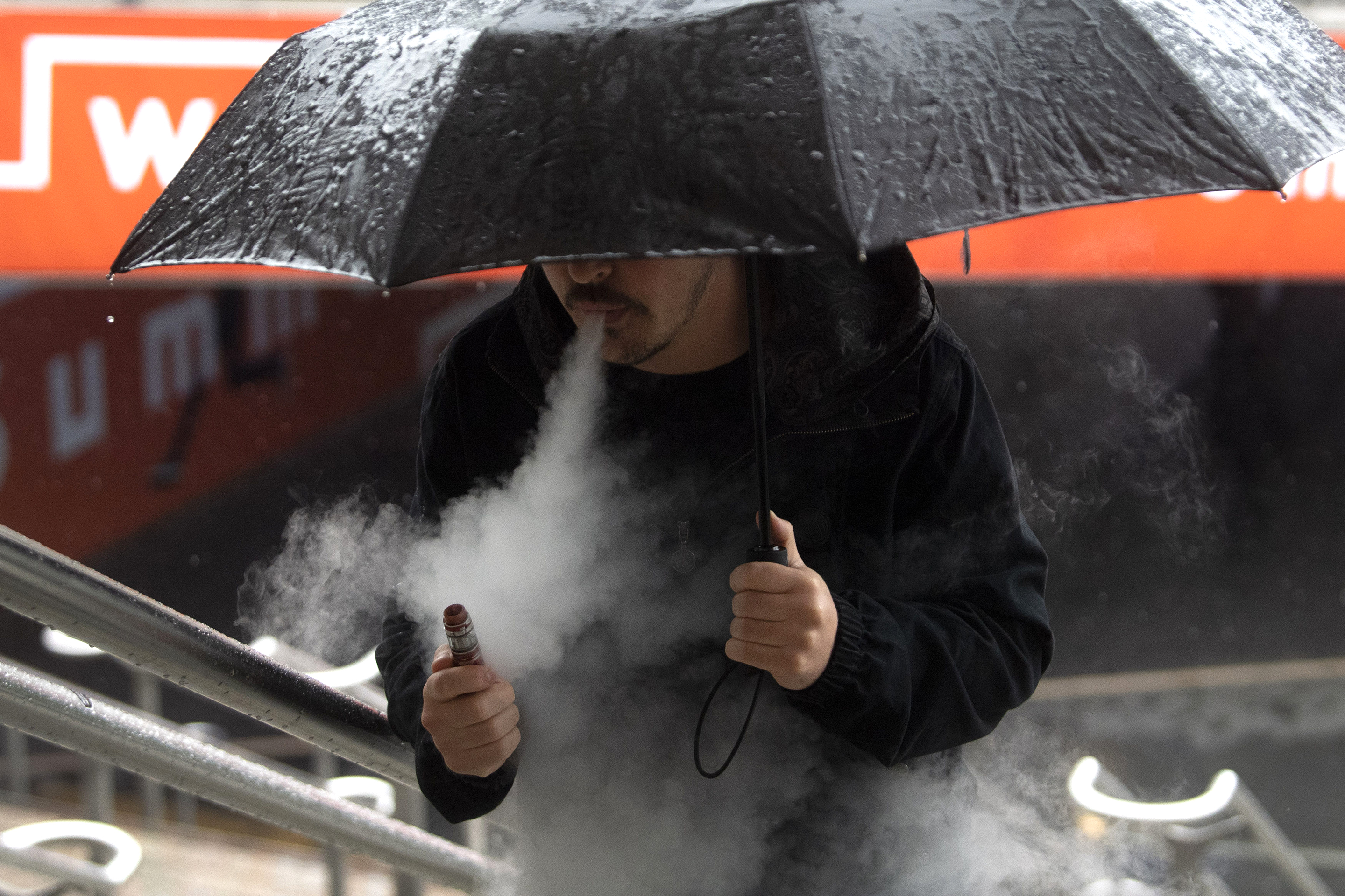 non smoke cigarettes CDC: E-cigarettes may be tempting non-smoking youths to smoke