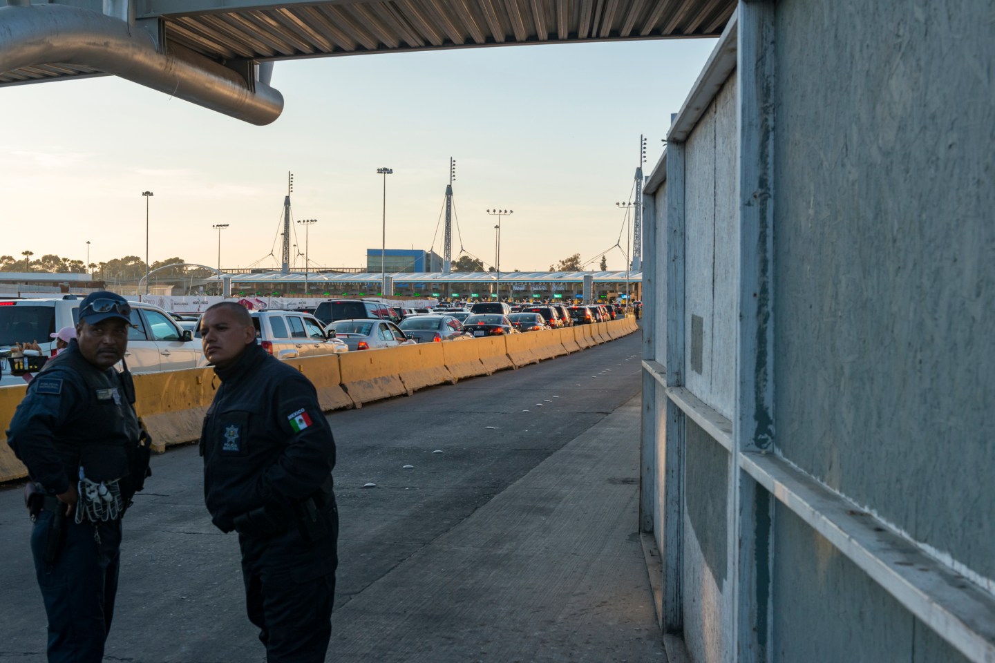 Mexican police at Tijuana border crossing to USA