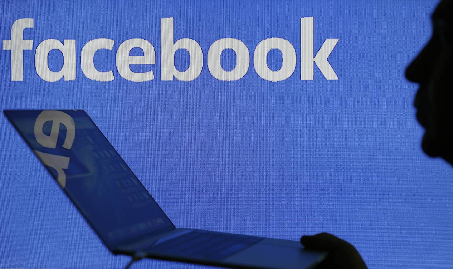 Facebook, Instagram, WhatsApp : Illustration