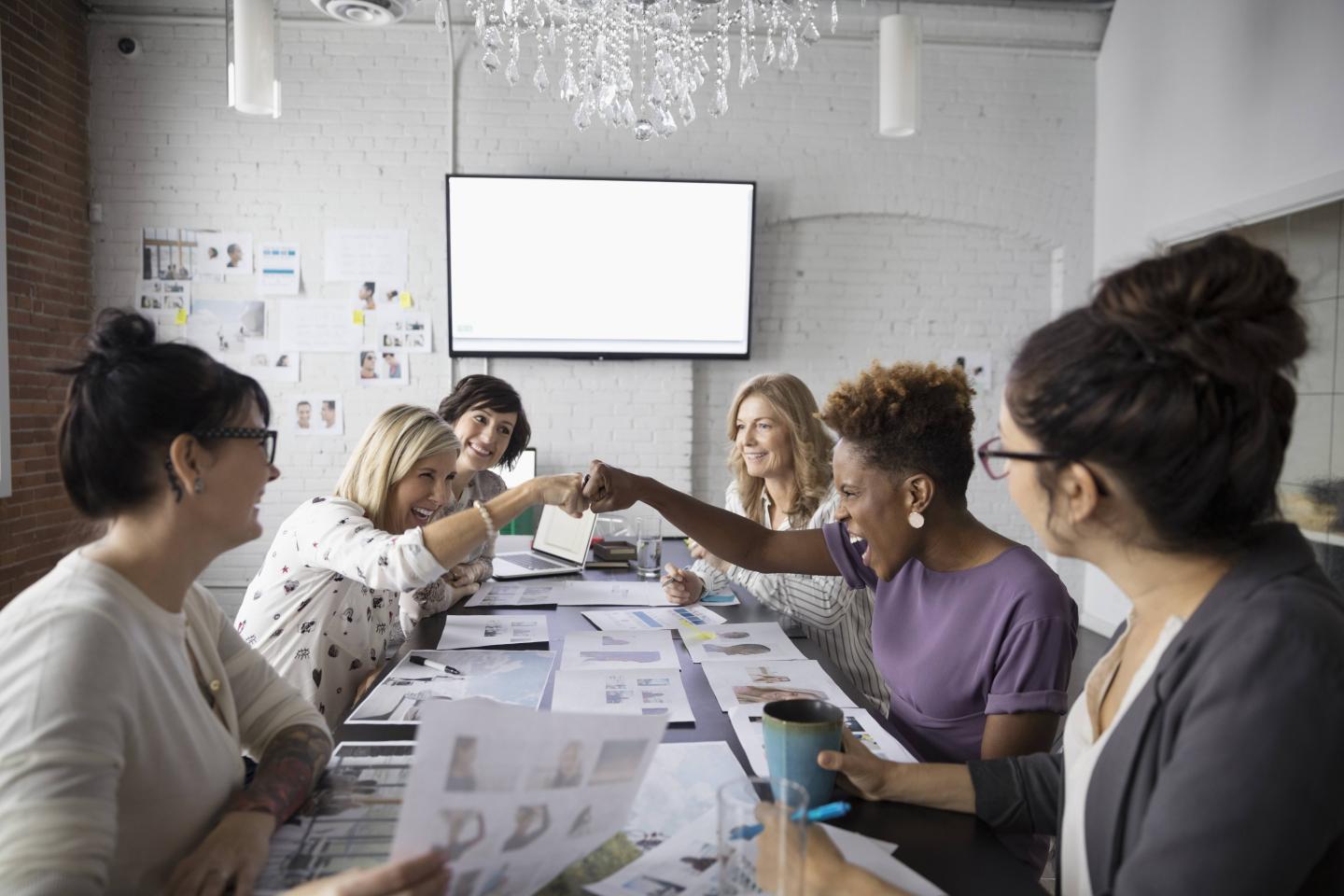 businesswomen collaborating