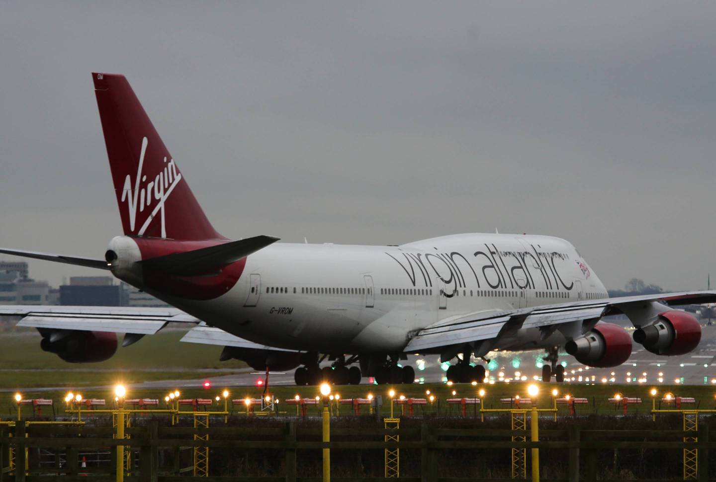 Airports Commission to report