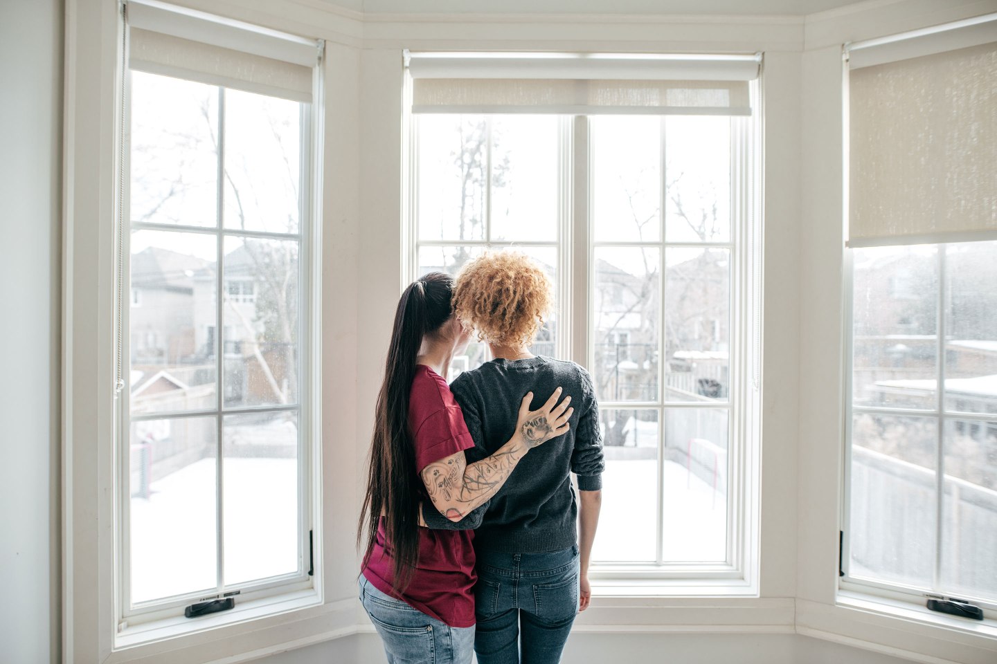 gay-couple-empty-home
