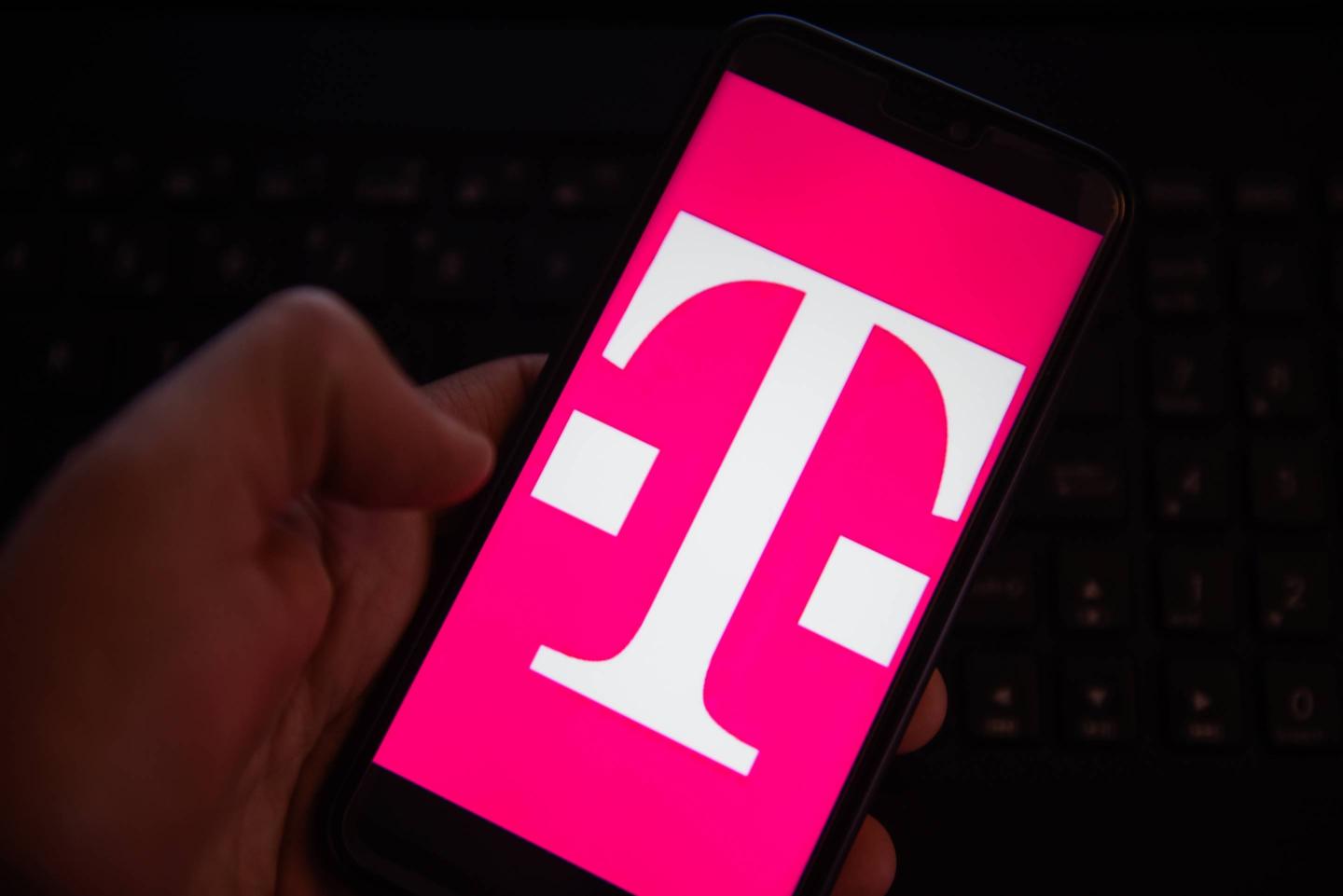 T mobile logo