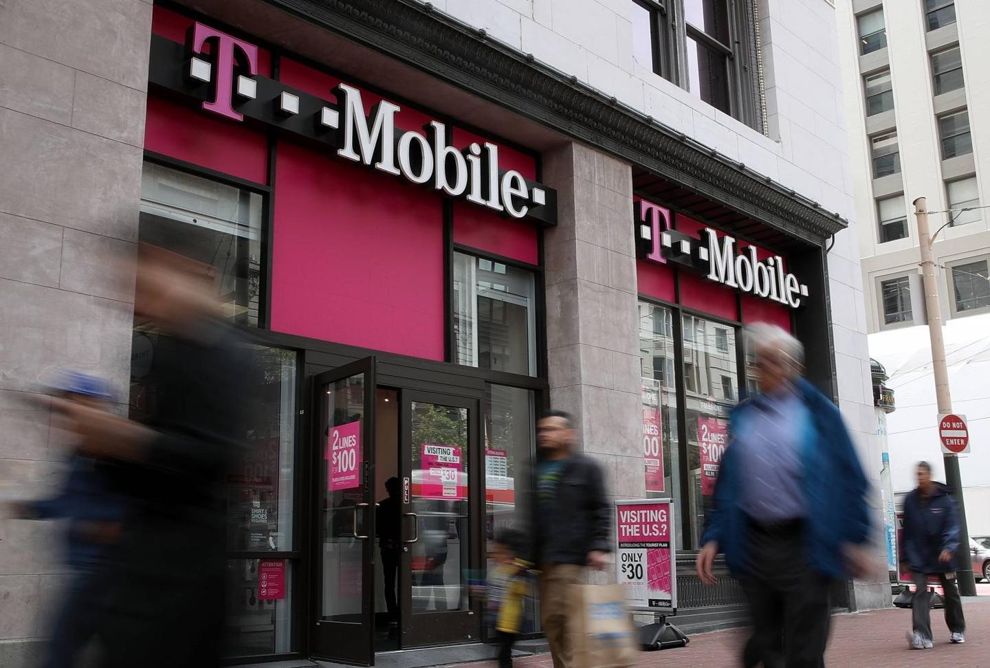 T-Mobile Announces First Quarter Earning Results