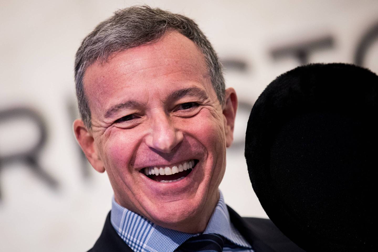 Disney CEO Robert Iger smiles at the New York Stock Exchange on Nov. 27, 2017.