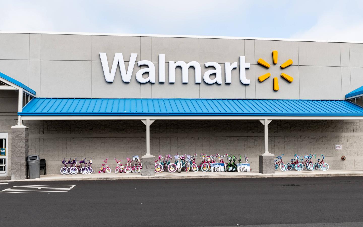 Walmart store in North Brunswick Township, New Jersey