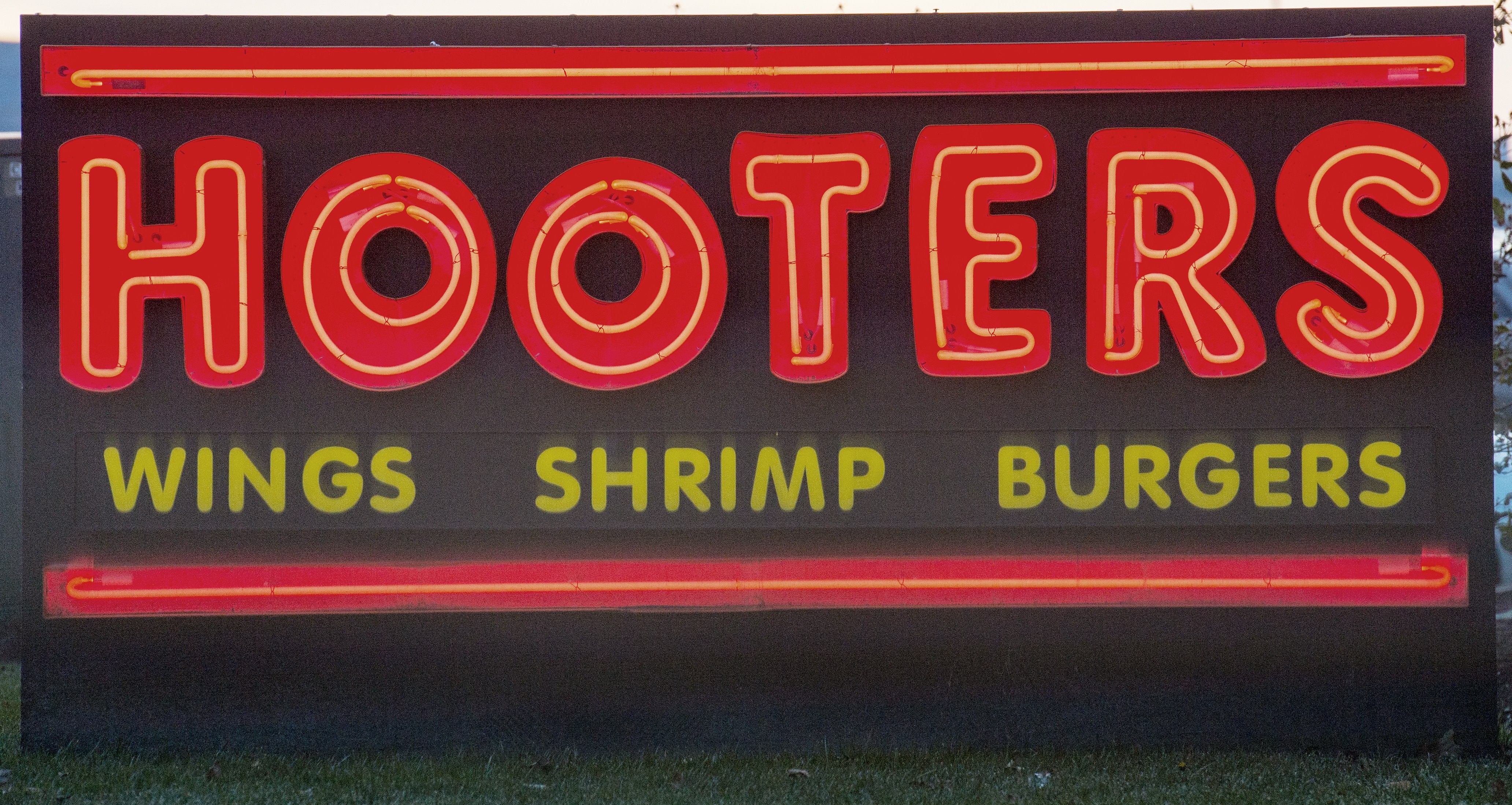 Hooters could be next in line to serve plant-based meats with its parent company's Beyond Meat partnership.