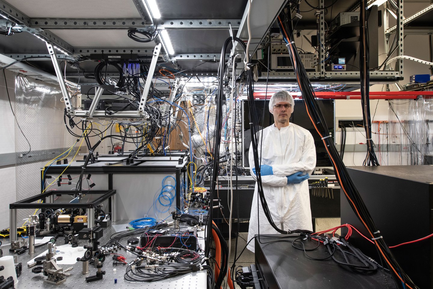 QUA06.19-IonQ-Engineer