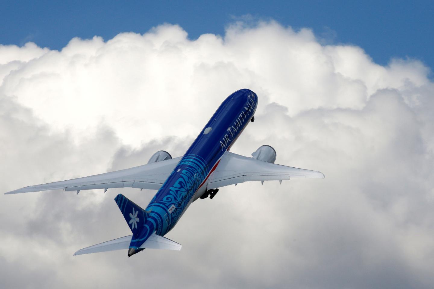 Boeing Air Tahiti Nui Paris Air Show