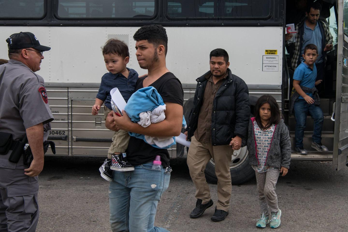US-MEXICO-BORDER-IMMIGRATION-MIGRANTS