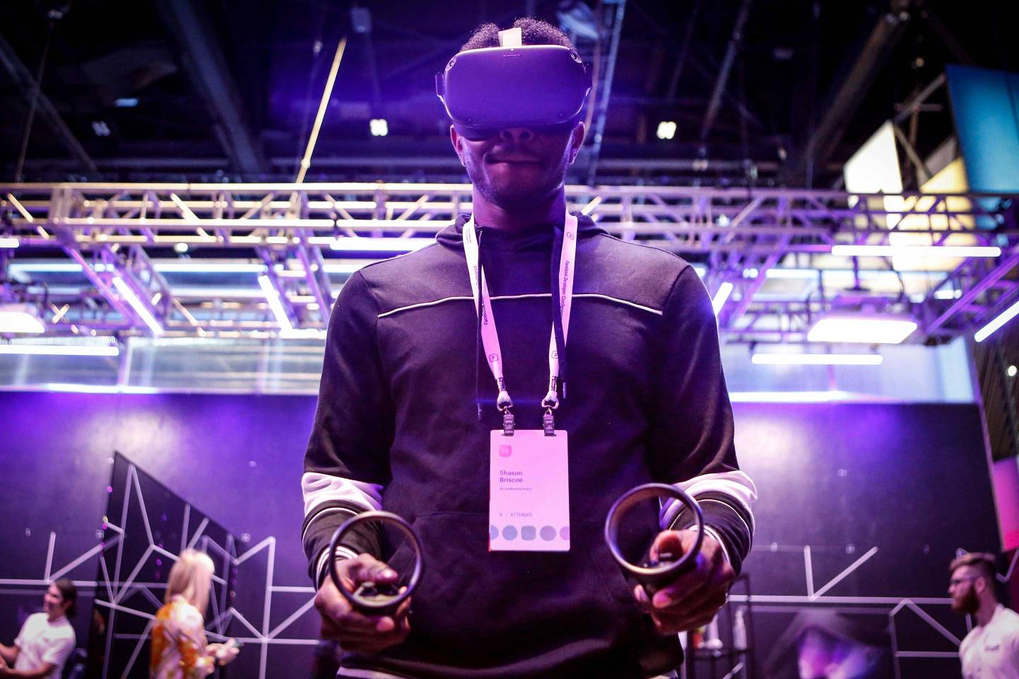 FWD07.19-VR-Oculus-Quest