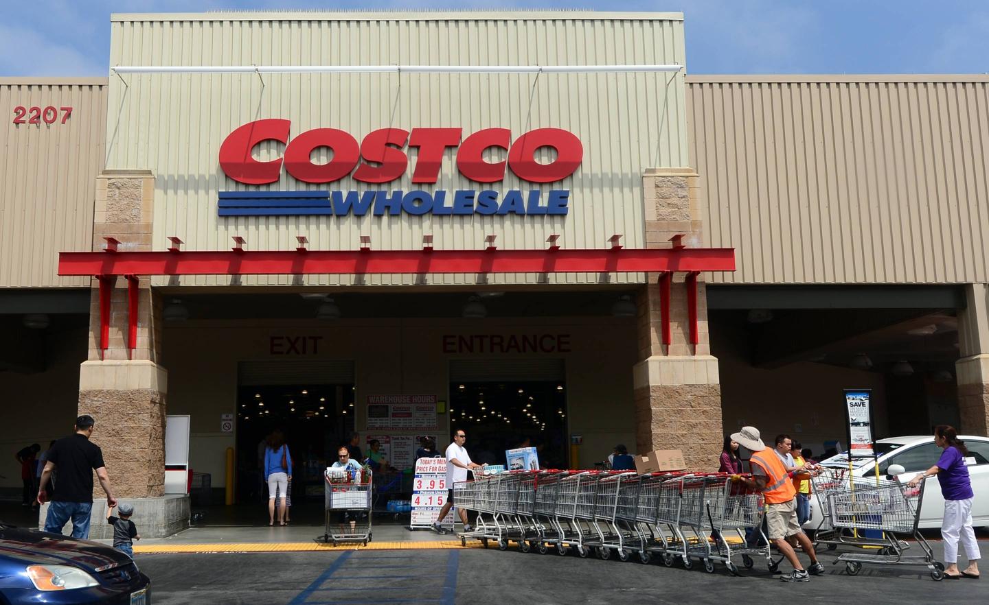 US-HEALTH-COSTCO-BERRIES