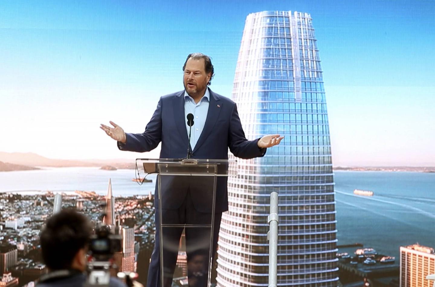 Salesforce targets Microsoft, Google with blockbuster acquisition of Tableau.