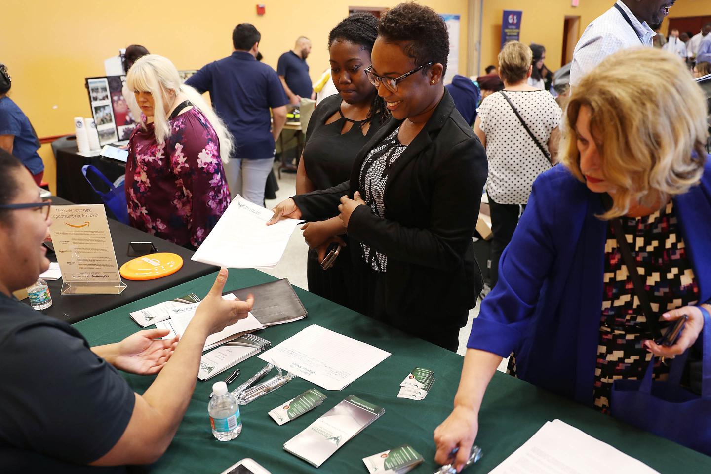 job fair-tech workers-unemployment low