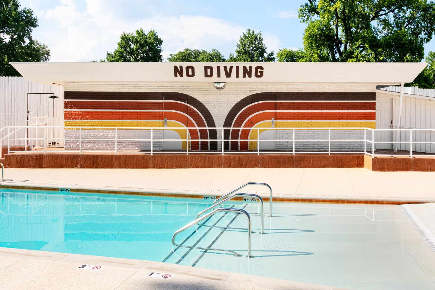 The pool at the Dive Motel, Nashville, Tenn.