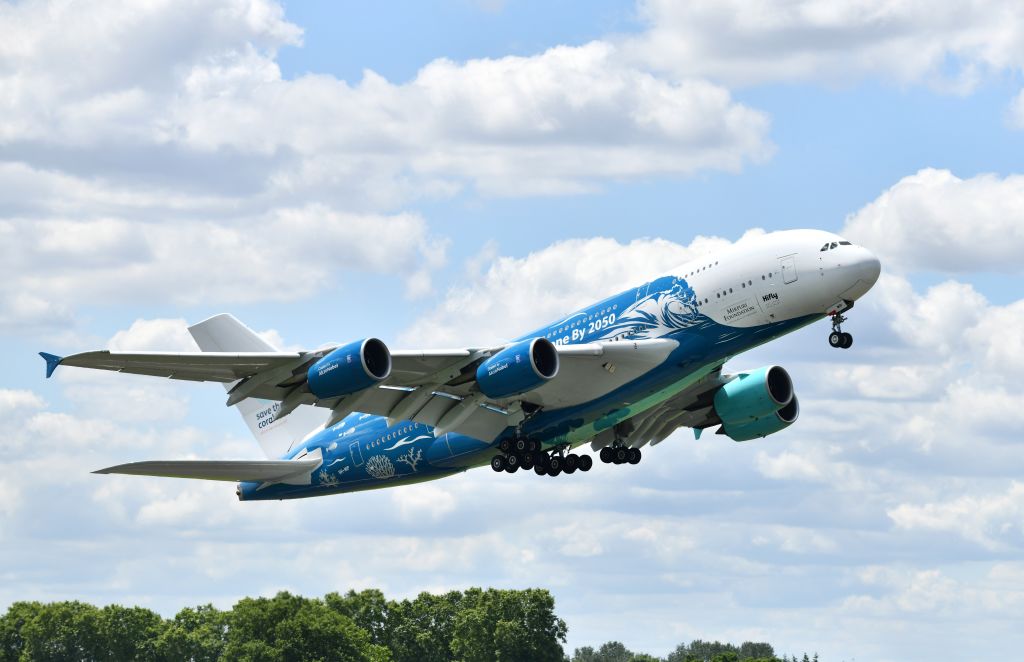 Airbus will ask airlines to check for cracks in the wings of the A380 model