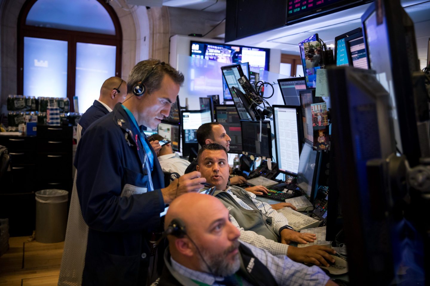 Traders at the New York Stock Exchang