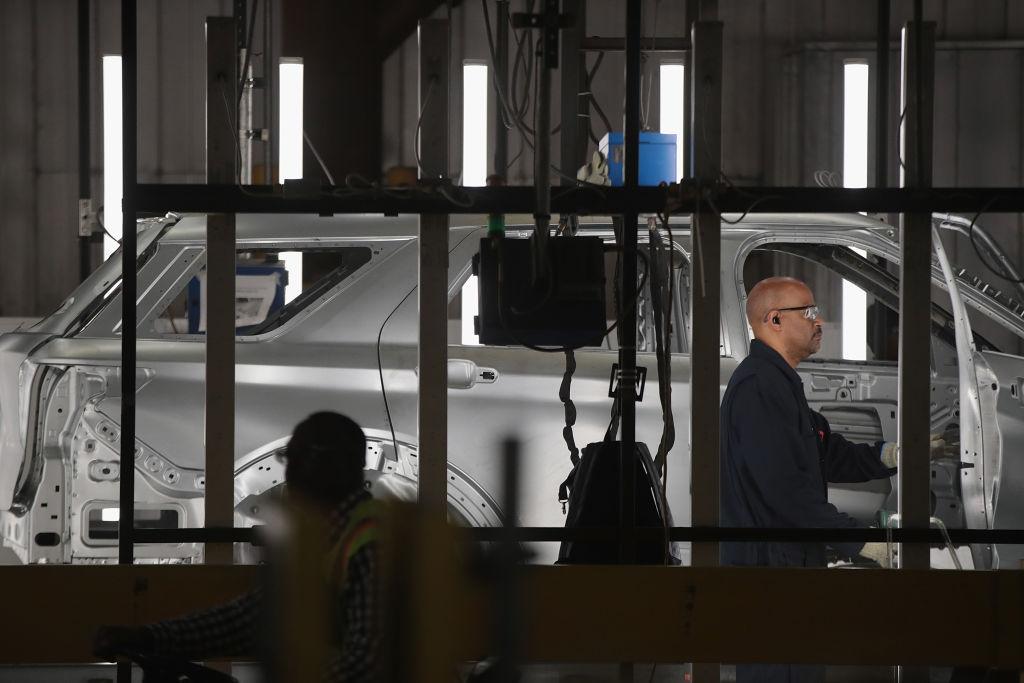 Hiring rebounded in June, exceeding economists expectaitions