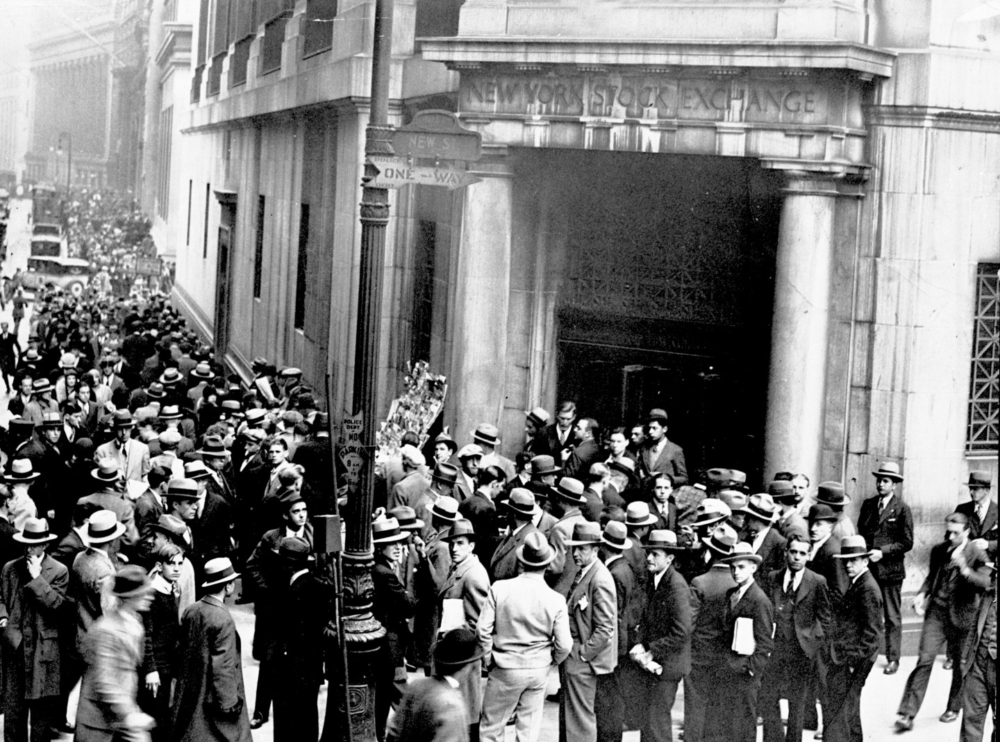 New York Stock Exchange , Scores milled about the entrance t