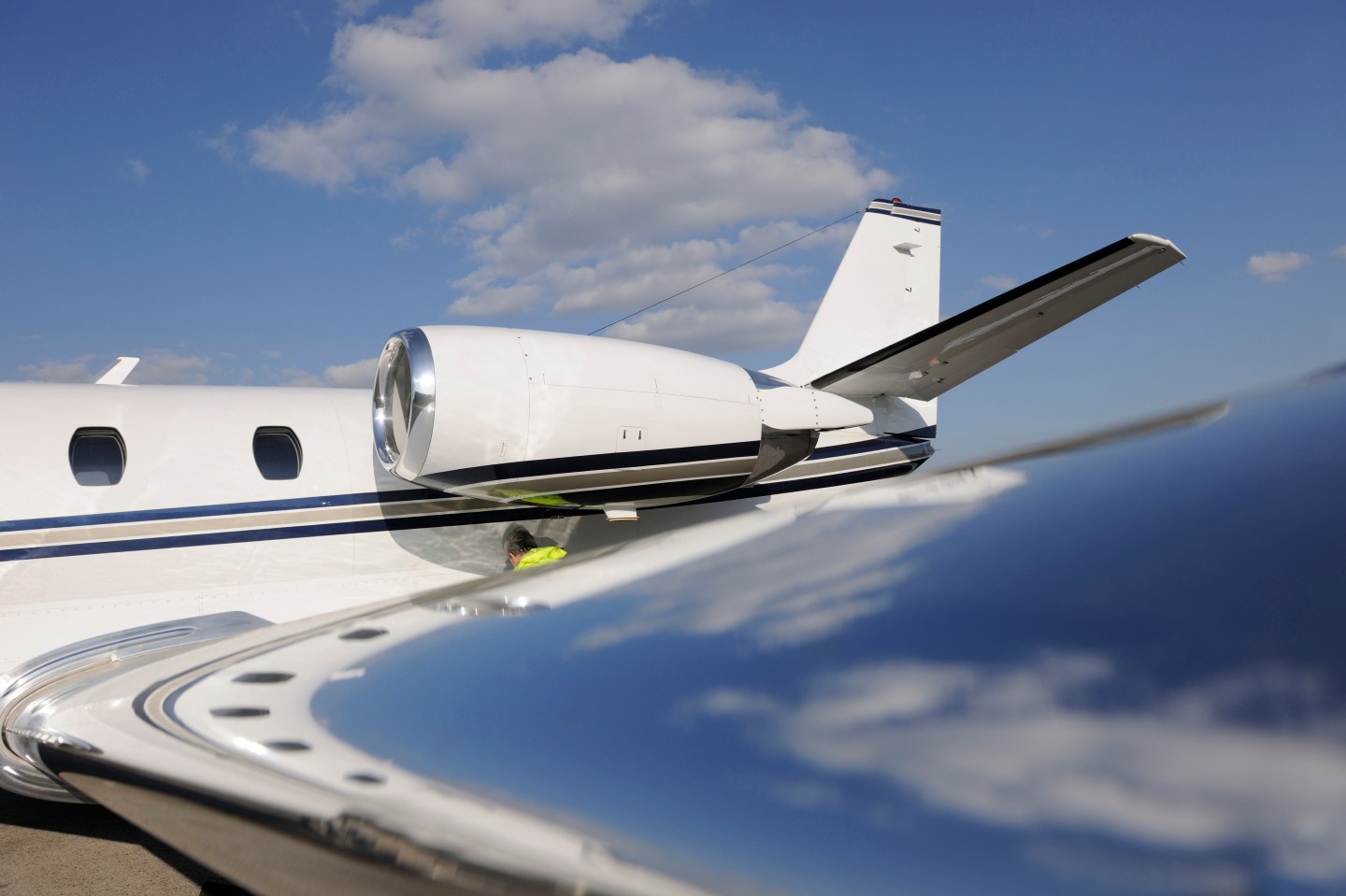 Private jet flights climbed almost 10% last year.