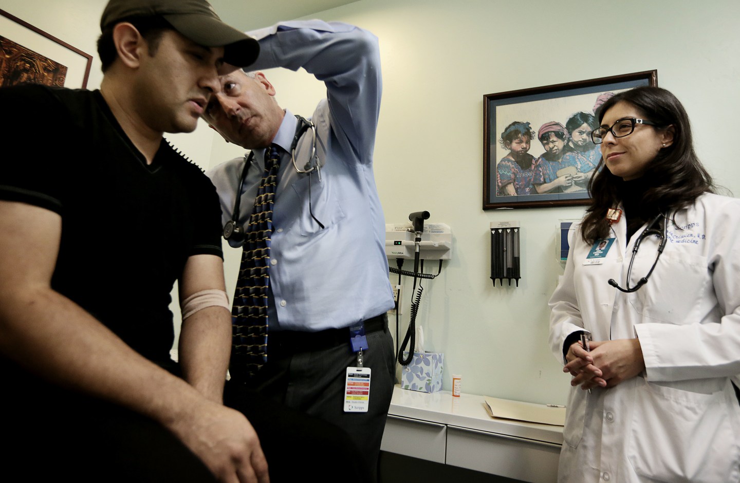 USA: Healthcare: Free Clinic Provides Healthcare to Hisanic Immigrants