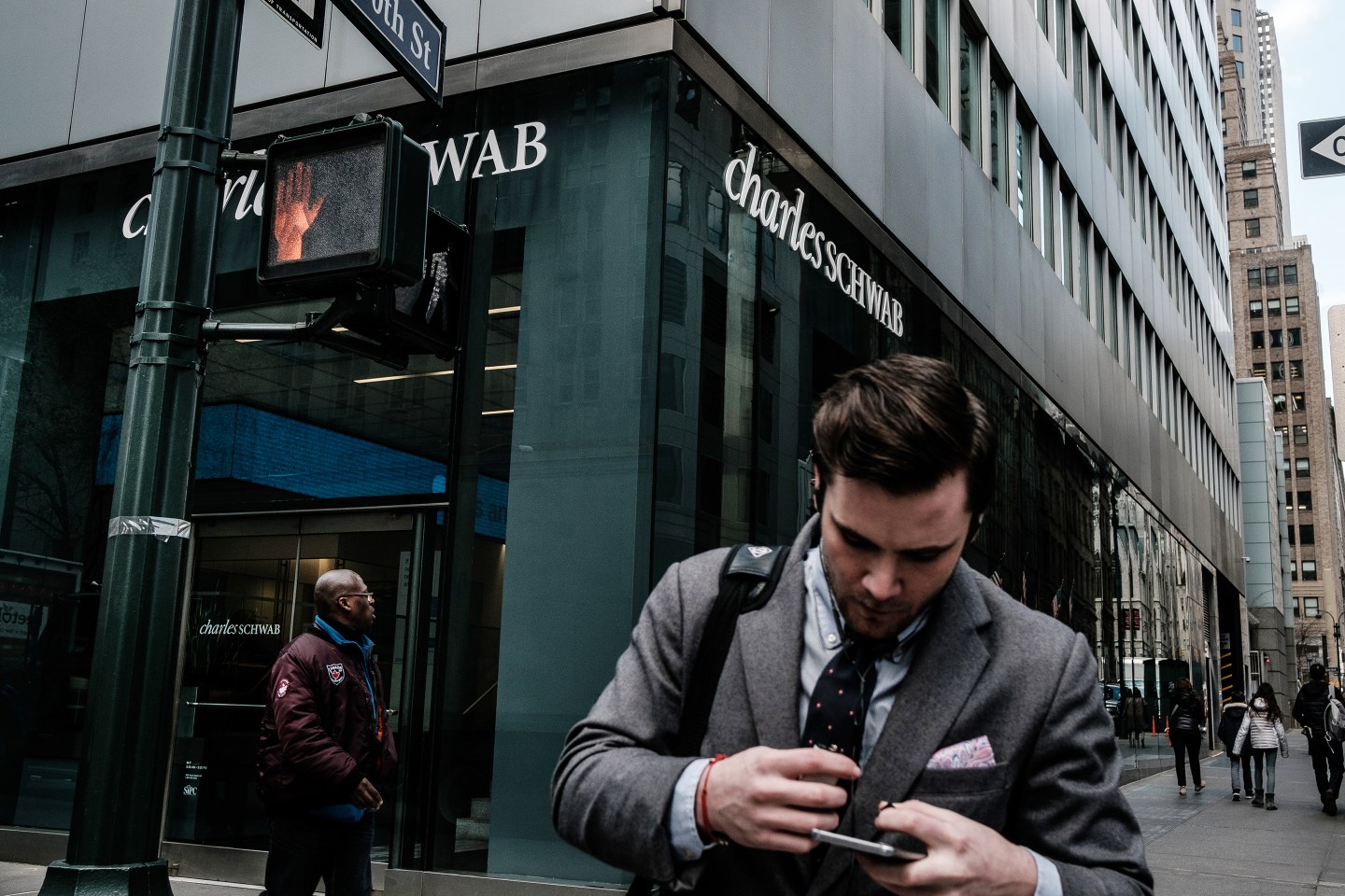 Charles Schwab Subscription model