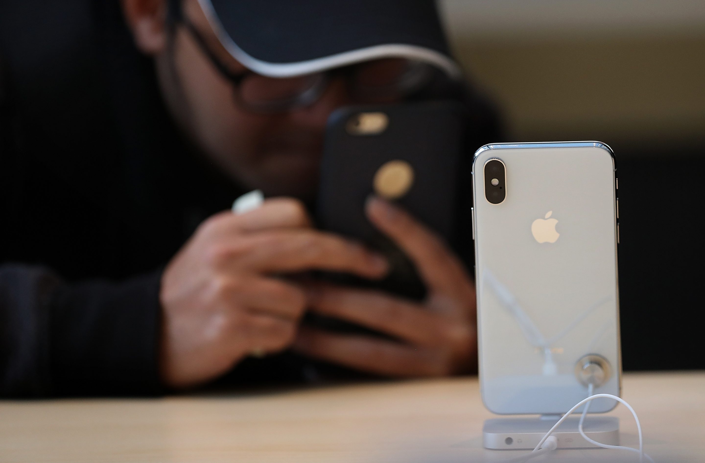 iPhone shopping
