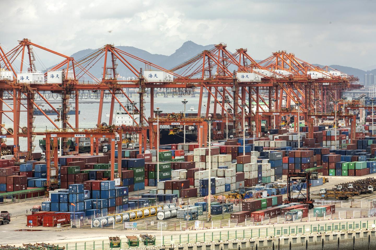 Tariffs Trade War-Xiamen Port Authority China