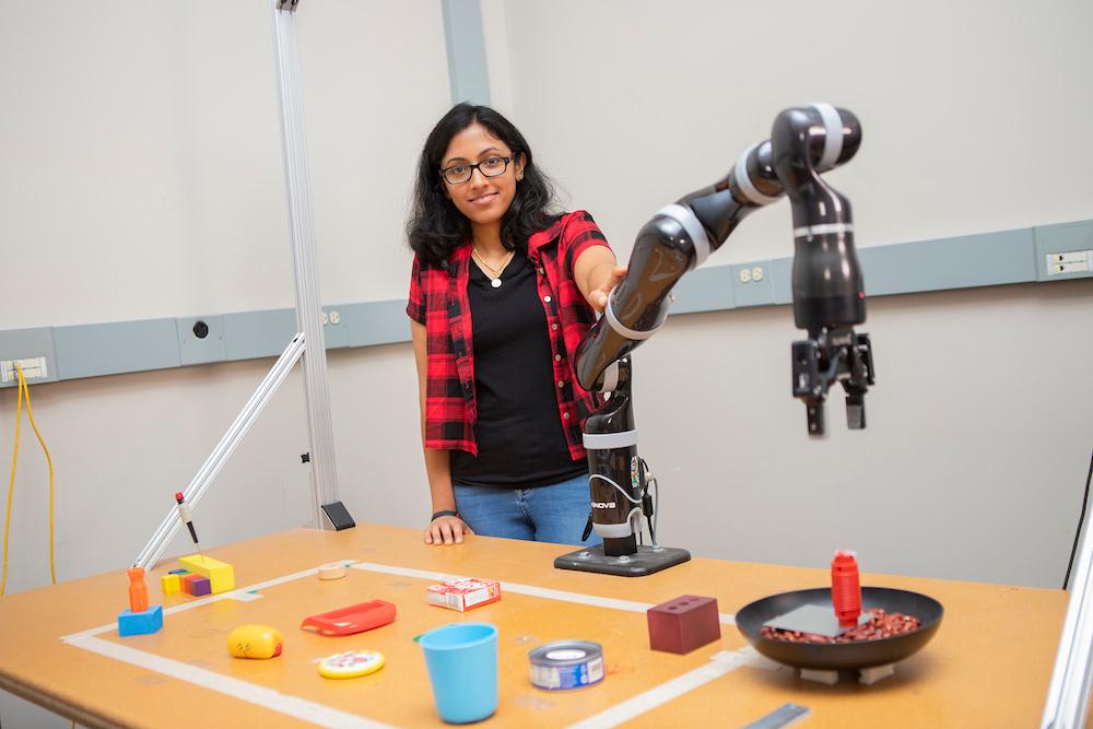Watch: Georgia Tech’s Robot MacGyver Can Fashion Tools From Spare Parts