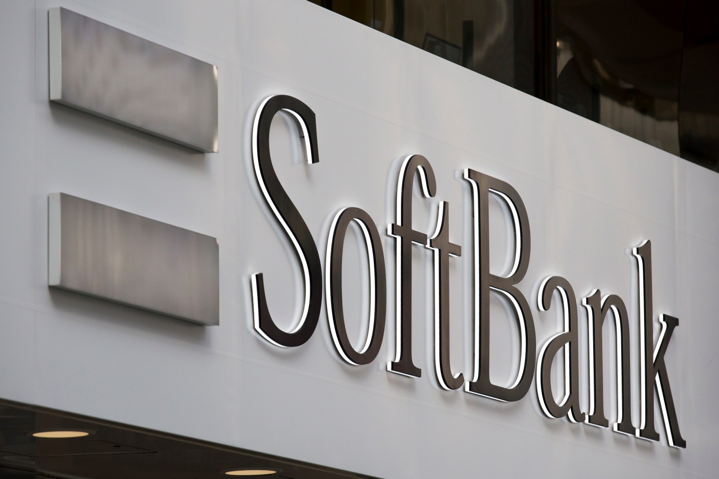 SoftBank Corp. Begins Trading In Japan