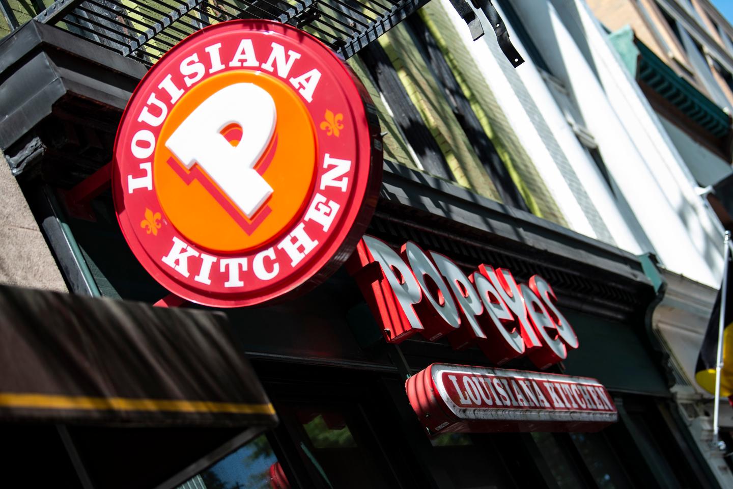 Want a Popeye’s Chicken Sandwich? Bring Your Own Bun