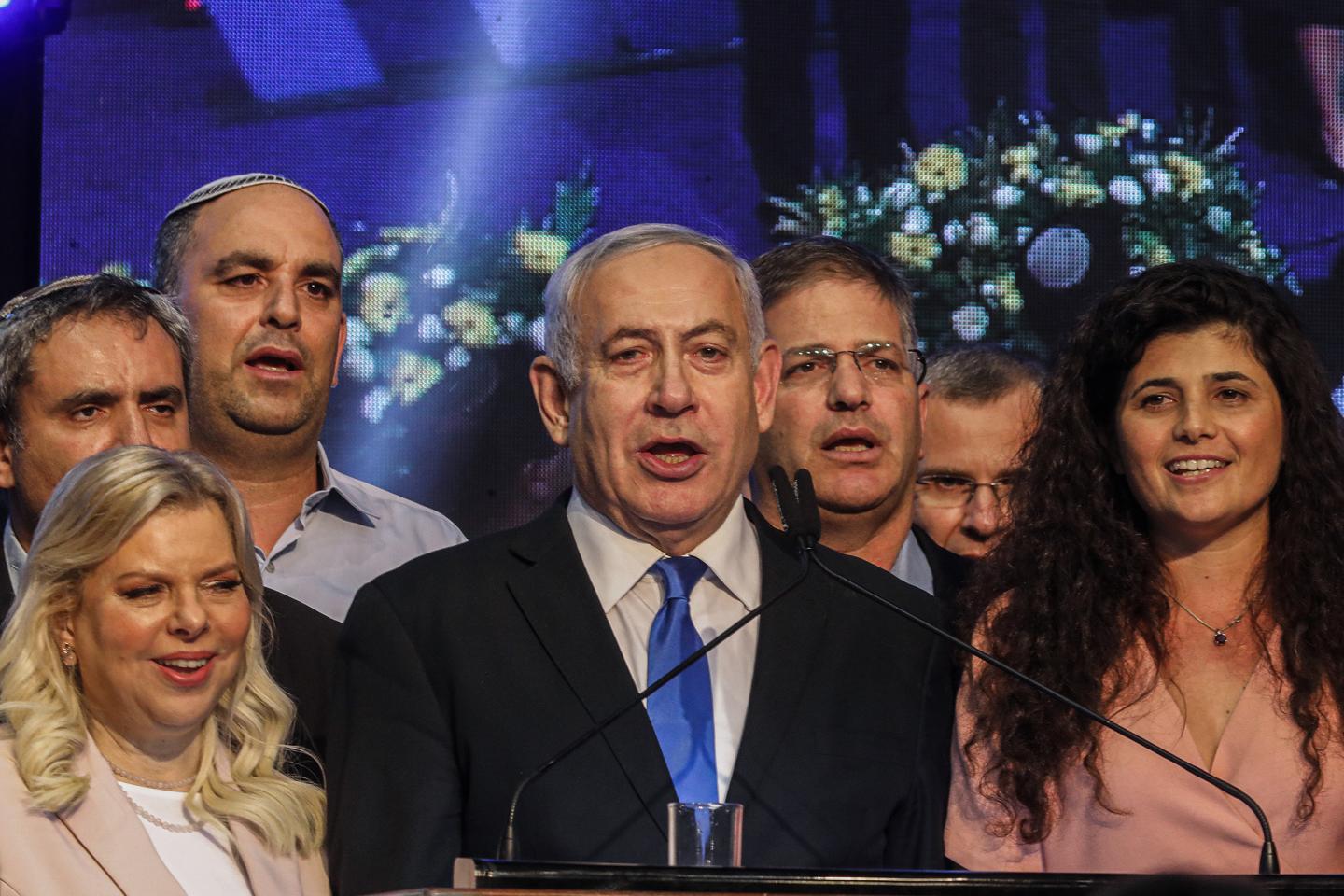 18 September 2019, Israel, Tel Aviv: Israeli Prime Minister Benjamin Netanyahu stands next to his wife Sara (L) as he delivers a speech to supporters of his Likud party after polls closed in the Israeli parliamentary elections. Photo: Ilia Yefimovich/dpa (Photo by Ilia Yefimovich/picture alliance via Getty Images)