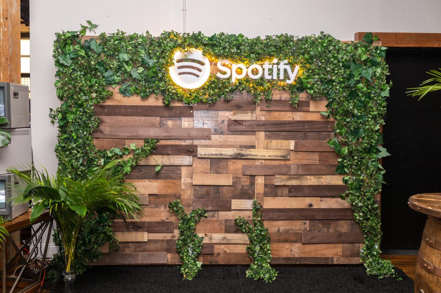 spotify logo
