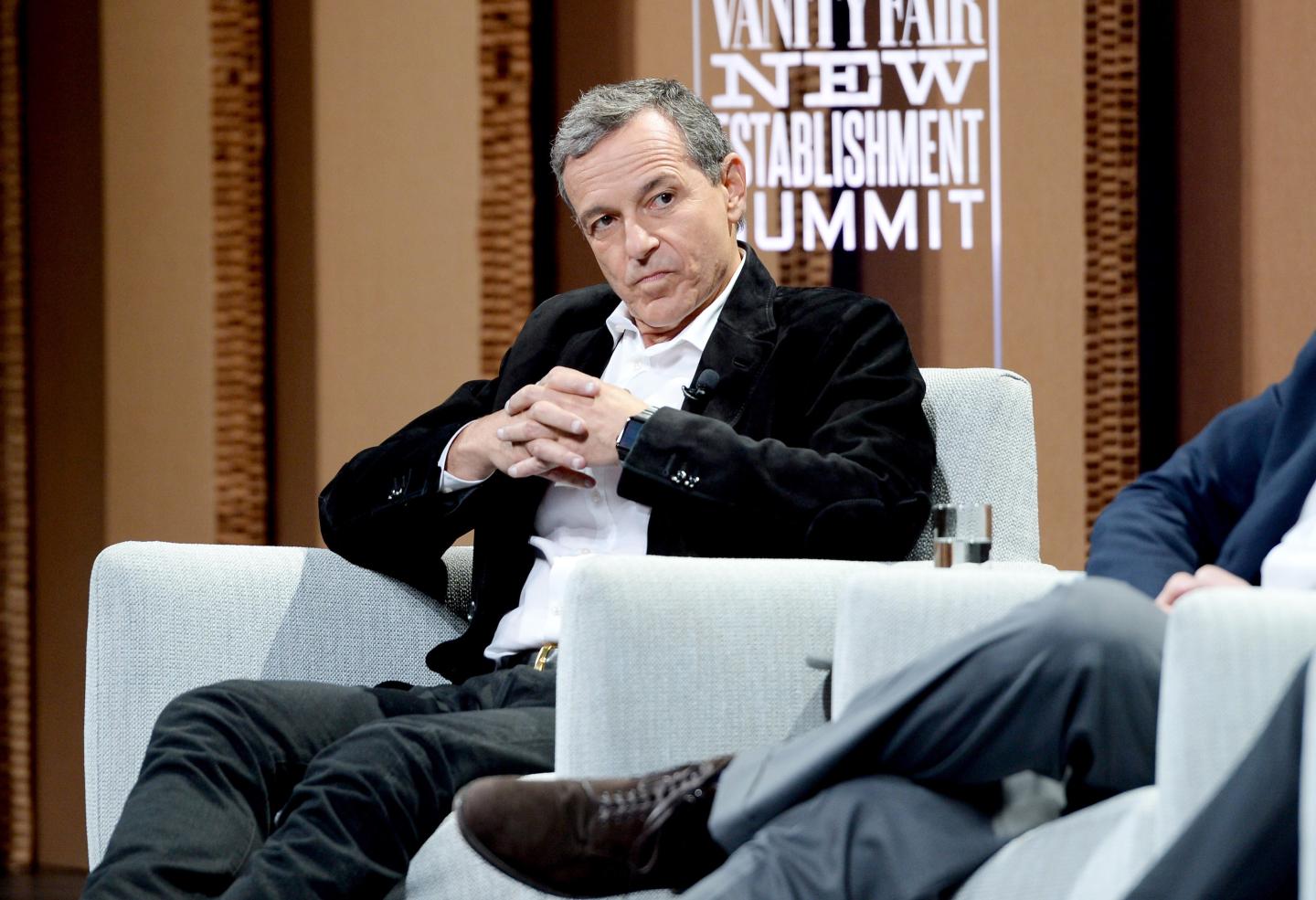 Disney CEO Bob Iger, Who Took Over Steve Jobs’ Seat, Resigns From Apple’s Board