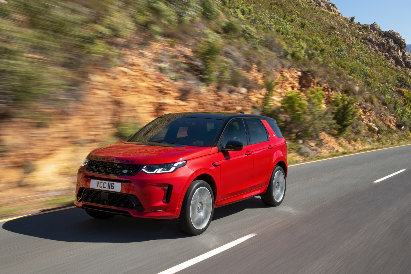 Jaguar Land Rover to Cut Production on Brexit Fears