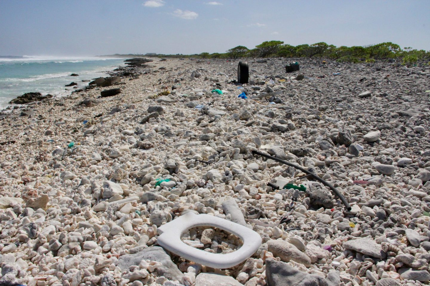 trash on wake island in pacific
