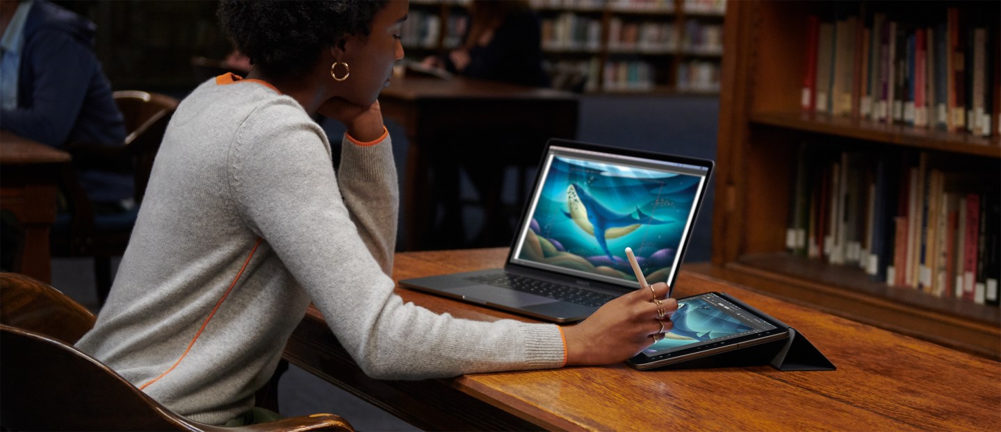 Apple-macOS-Catalina-sidecar-tethered-woman-drawing-100719