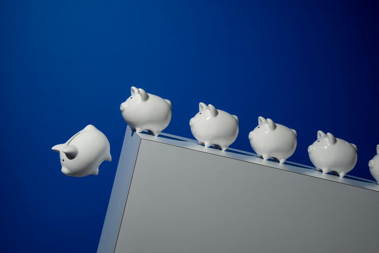 Is a ‘Viral Recession’ Coming? Why Social Media Could Amplify the Next Economic Contraction