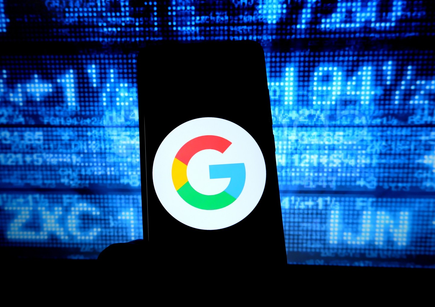 INDIA - 2019/09/25: In this photo illustration a popular location online search engine Google logo seen displayed on a smartphone. (Photo Illustration by