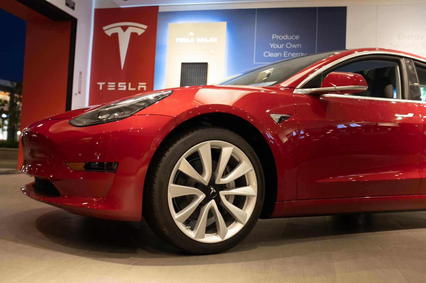 Tesla Model 3